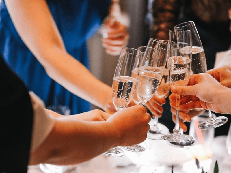 【土日OK◎10月末までの開催限定！】2時間飲み放題付　特別価格プラン ＜おひとり様¥8,000＞ ※ランチタイムご利用可