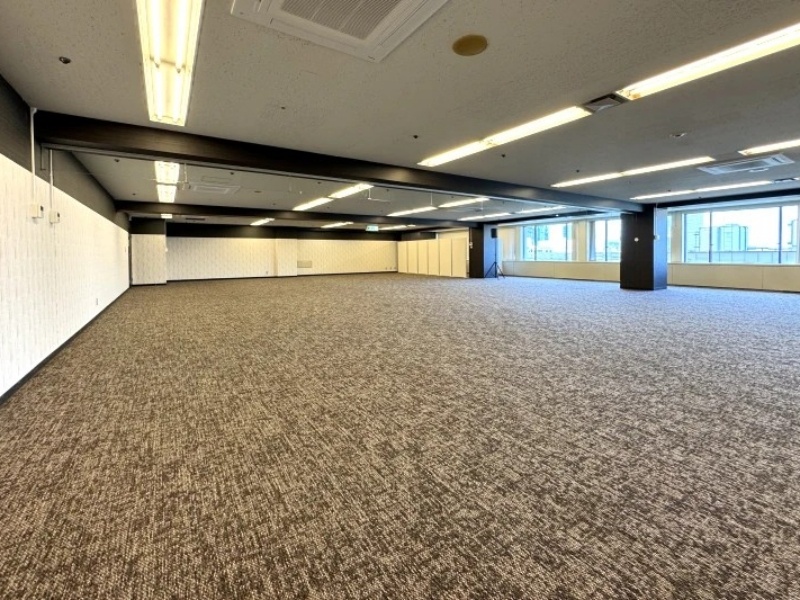 ホール11A