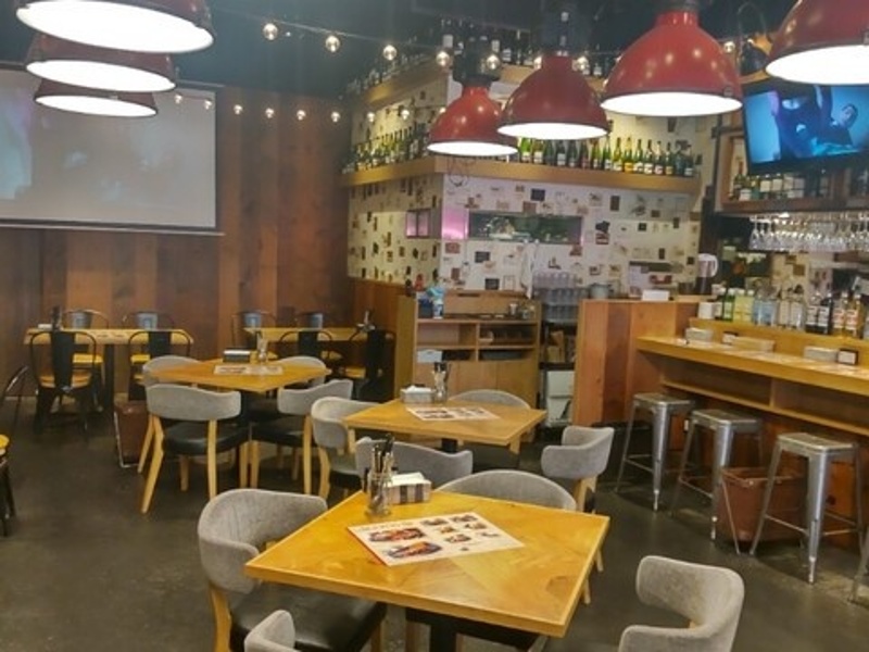 MEAT&WINE WINEHALL GLAMOUR 中之島