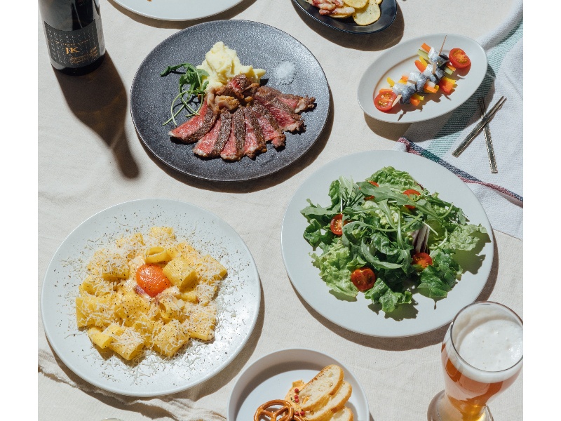 【ドイツ伝統を堪能2Hプレミアム飲み放題♪北海道和牛やヴァイスブルストなど8皿12品】ババリアミュンヘンコース