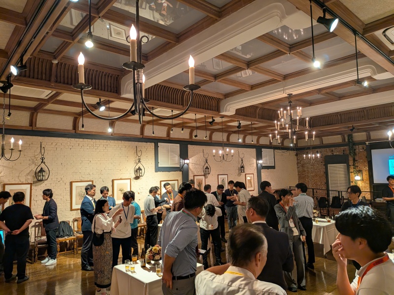 研修プログラムのセミナー及び懇親会 事例写真1枚目
