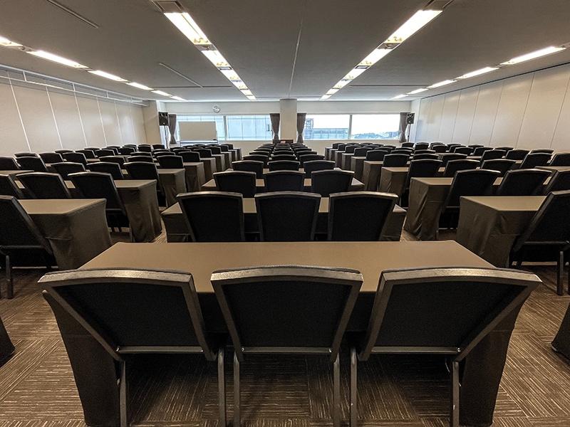 ホール21B