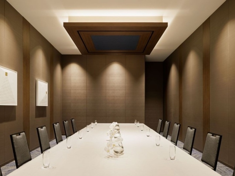 PRIVATE ROOM B