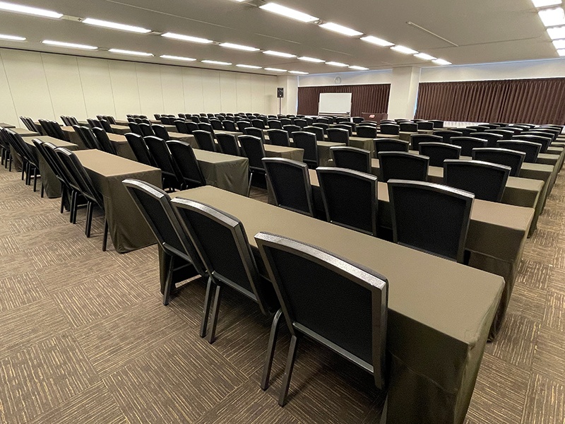 ホール21C