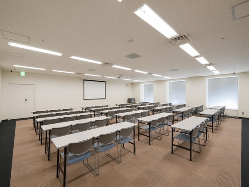 Room 8