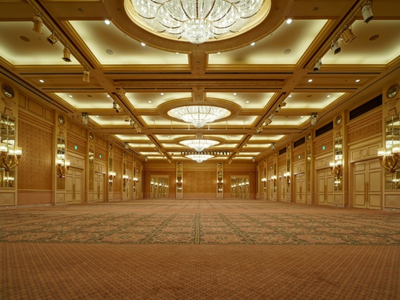 ロイヤルホール