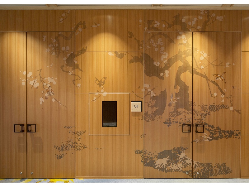 山桜・小松の間