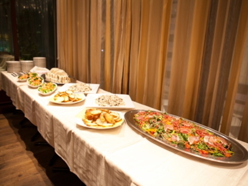 【飲み放題付】プレミアム立食パーティープラン○会社宴会・パーティー、同窓会、成人式アフターパーティー、懇親会、忘新年会など