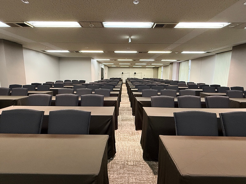 ホール7B