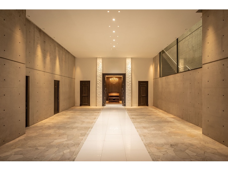 【Sky HALL】