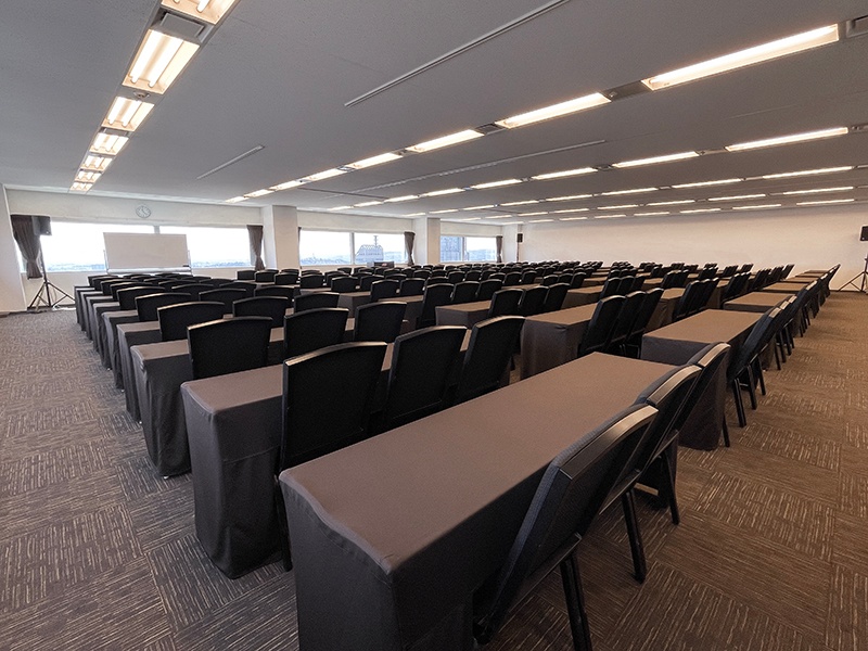 ホール30B