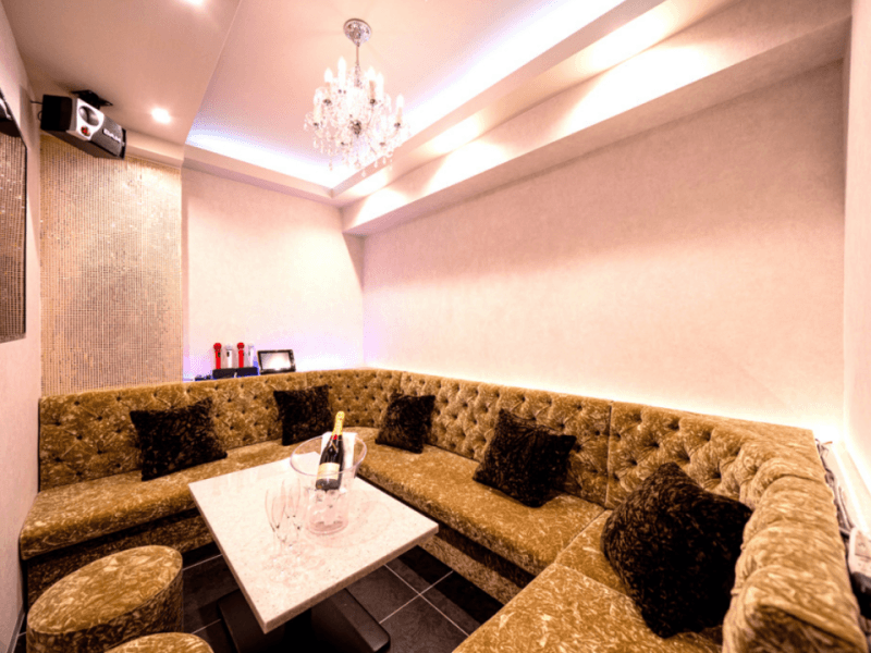 ラグジュアリーバー＆カラオケ ルビー 恵比寿店 LUXURY BAR & KARAOKE RUBBY EBISUの画像5枚目