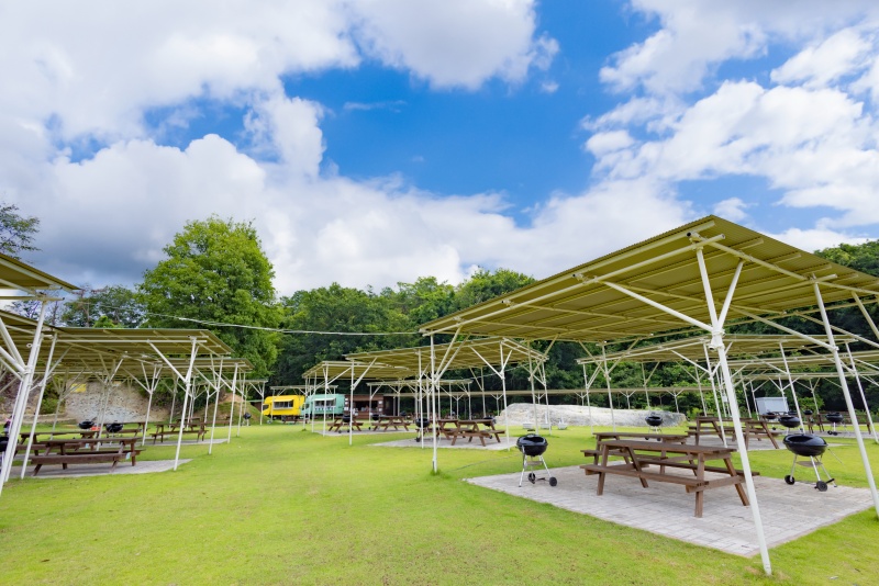 【会場：オーヤBBQエリア】
最大250名様収容可能です。
団体様の場合は、定休日でもご利用いただけます！