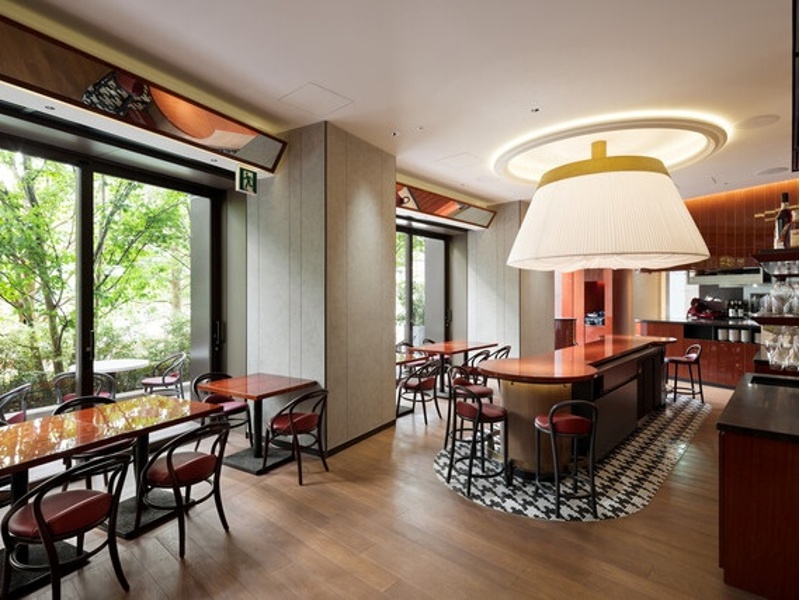 LE BISTRO
