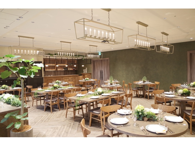 平日限定【通年Sプラン】ビュッフェ料理6品＆飲み放題付◆2.5時間貸切　エリア最安値◎マイク使用料無料
