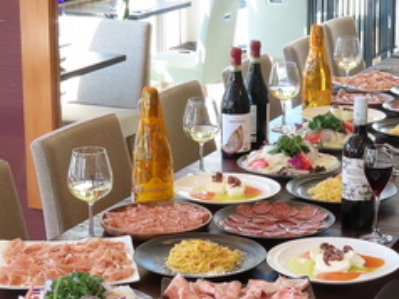 【同窓会・懇親会・歓送迎会・忘新年会】
飲み放題2時間付/2026パーティープラン