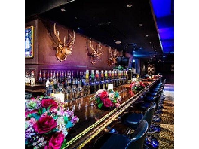 ダイニングダーツバーBee 池袋店
