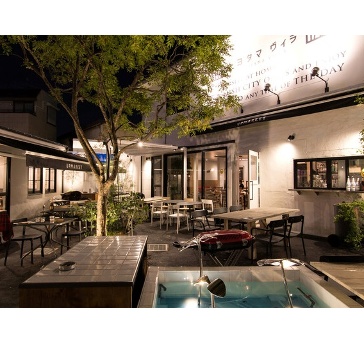 UPMARKET PIZZA&CAFE