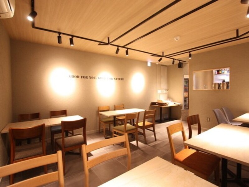 【会場】
着席最大50名様、立食60名様まで、貸切可能です。
