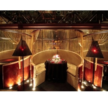 ENTERTAINMENT DINING BERONICA