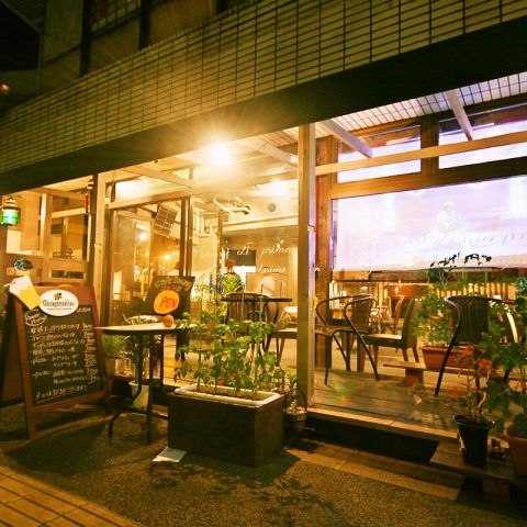 貸切パーティーや大切な宴会の際に「知る人ぞ知るおしゃれなお店」として参加される方々を案内できる特別感がございます。