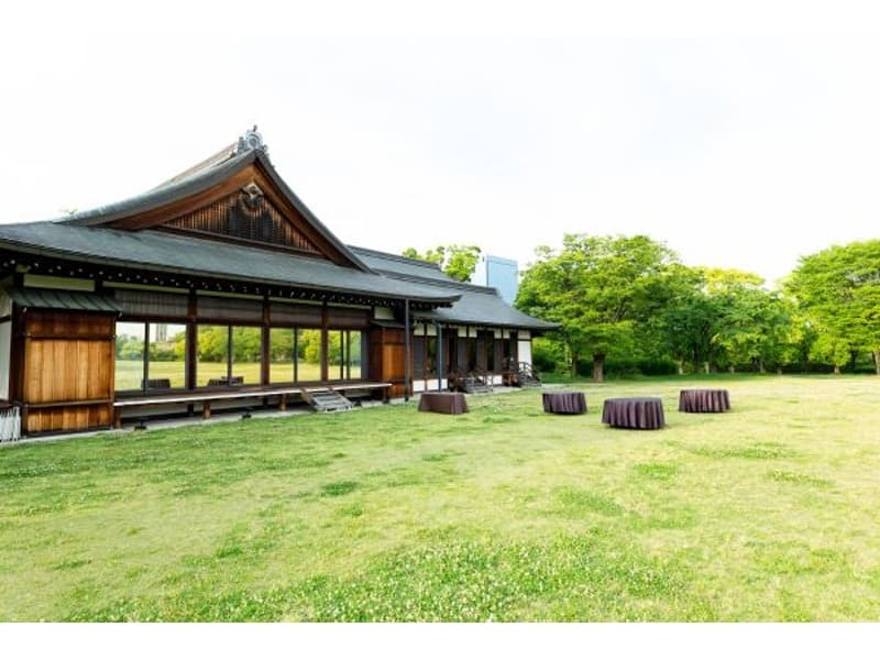 【昼の西の丸庭園】