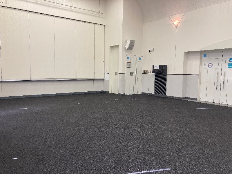 Aホール