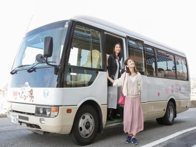 送迎バス　宿泊者は加太駅まで無料送迎
団体でのご送迎別途承ります。