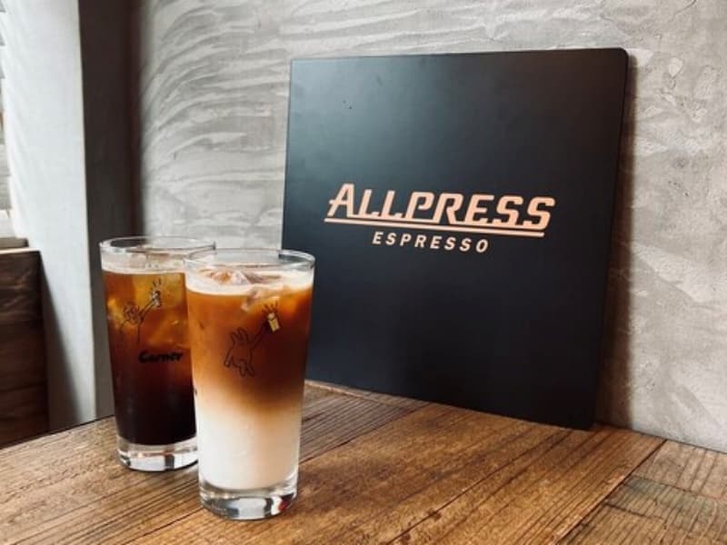 「トロニカ珈琲店」の豆を使用したコーヒーを是非食後にご賞味くださいませ。