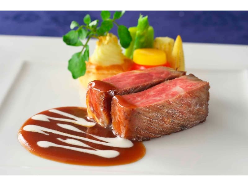 お肉料理