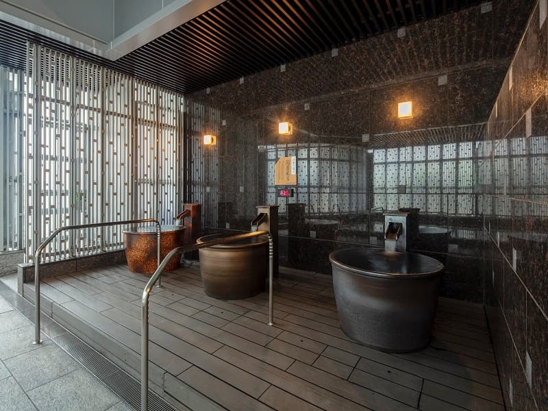 【4階 大浴場「玄要の場」】
壺湯