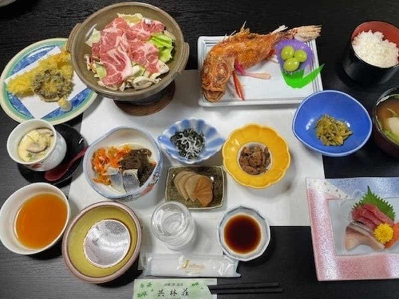 夕食一例（吉次プラン）