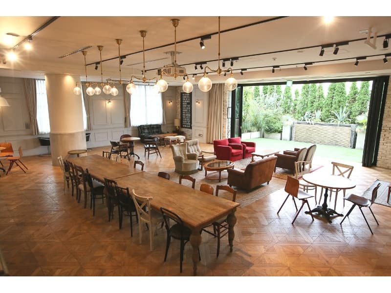 【3F LOUNGE】
192㎡
天井高3.2ｍ