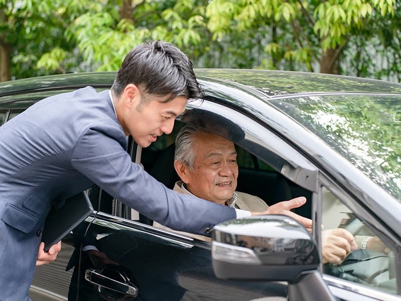 ホテル別棟「ル サロン ブラン」は、広いエントランスを利用して車の試乗会として利用された実績もあり、貸し切りならではの特別感も演出できます。