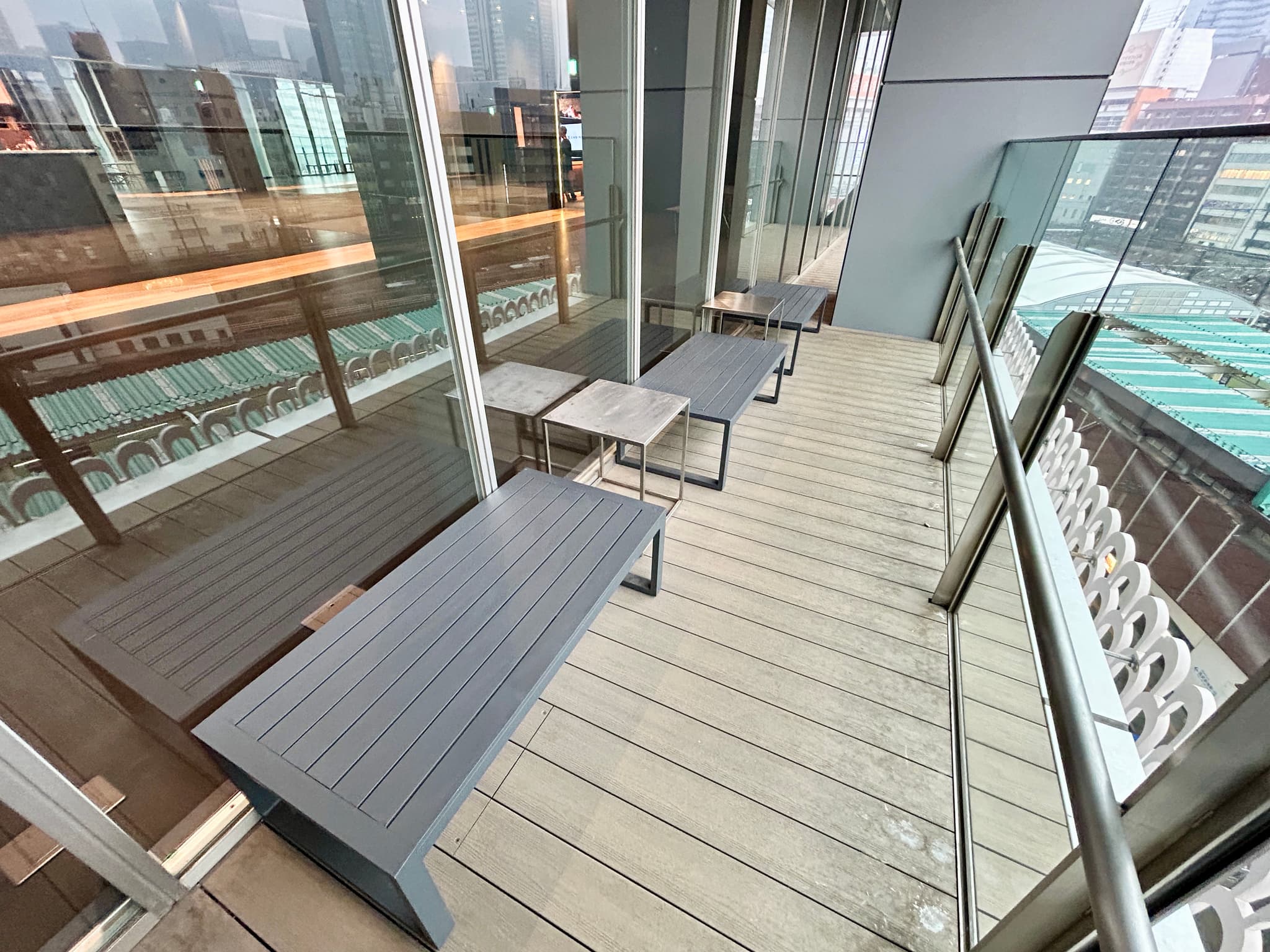 テラス_X PLACE イベントスペース＜東急歌舞伎町タワー5F＞