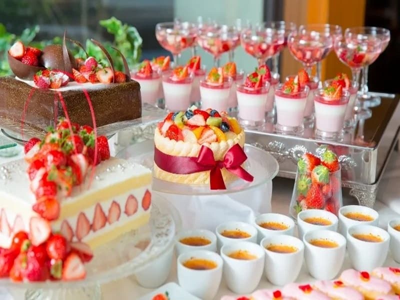 【オプション】
コース料理でも、デザートのみブッフェスタいるでのご提供が可能でございます。料金はご予算に合わせてご提案させていただきます。