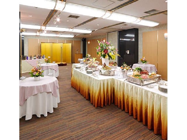 ギャラリーⅠ　スクール：60名　シアター：80名　着席：48名　立食：65名