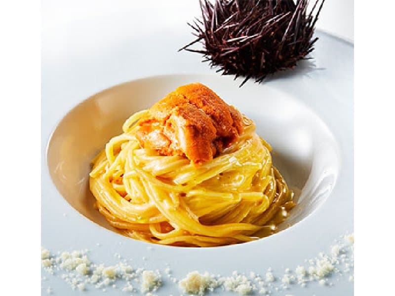 雲丹をふんだんに使ったパスタは女性に大人気。