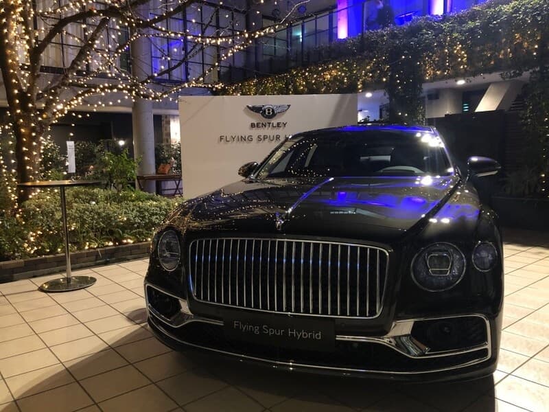 【イベント】
テラスにはお車が展示可能です。
