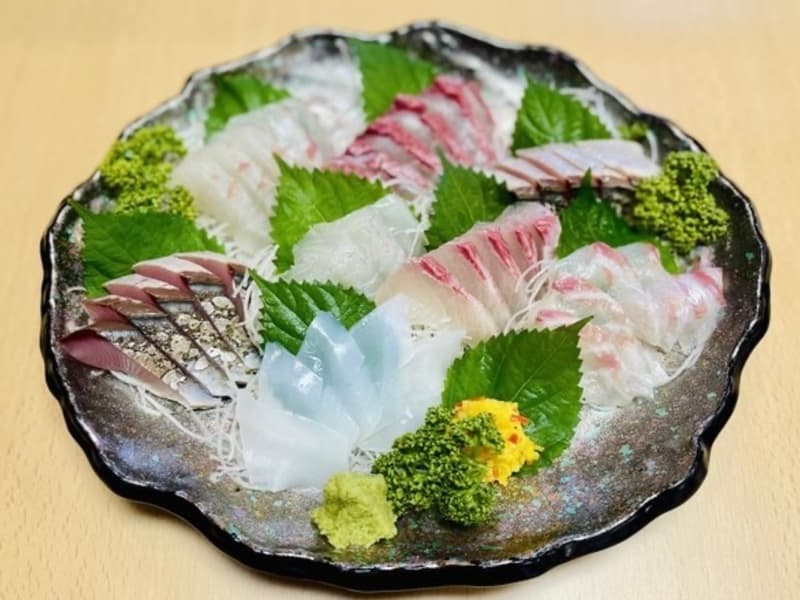 地魚盛り合わせ一例