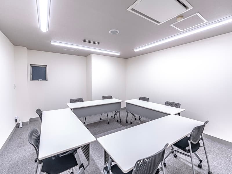 【N306】29.0㎡
ロの字　12名
＊全室無料WiFiあり