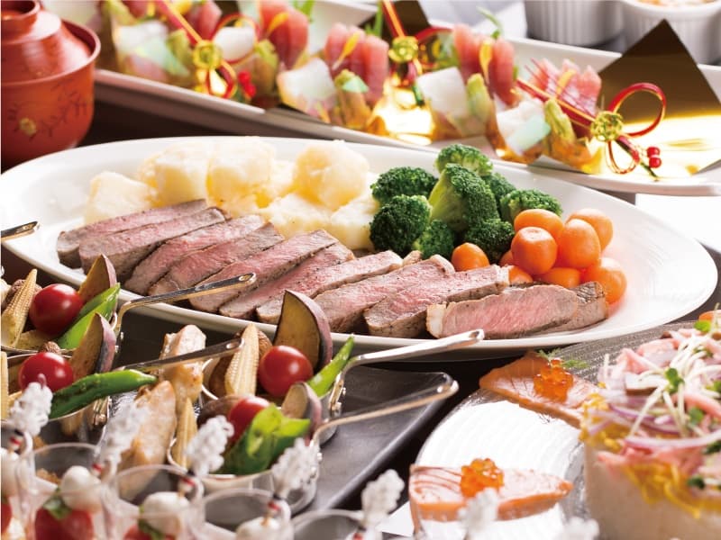 シティプラザ大阪のお料理は、美味しいものをさらに美味しく召し上がっていただけるよう、特に和食に関しては季節に応じた“旬食材”を使用したメニューを、ご用意させていただいております。プランのメニューもご予算に応じてご相談させていただきます。