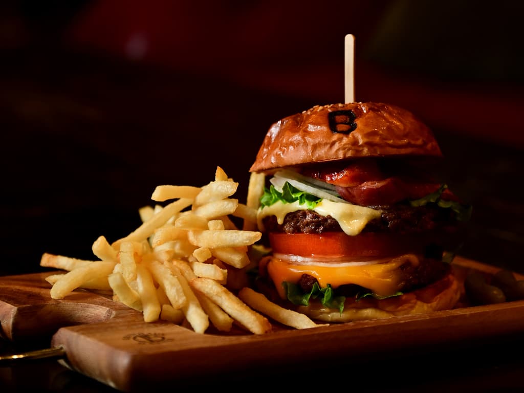 ハンバーガーが人気です。