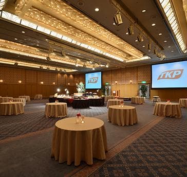 品格あふれるガーデンシティ。 千葉県下最大級の宴会場を完備し、1,500名様の収容も可能。 