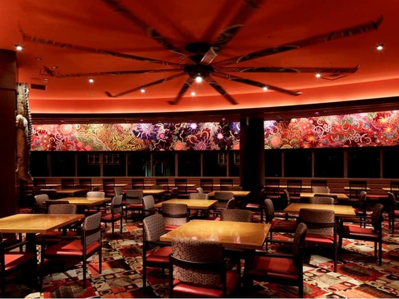 【店内】