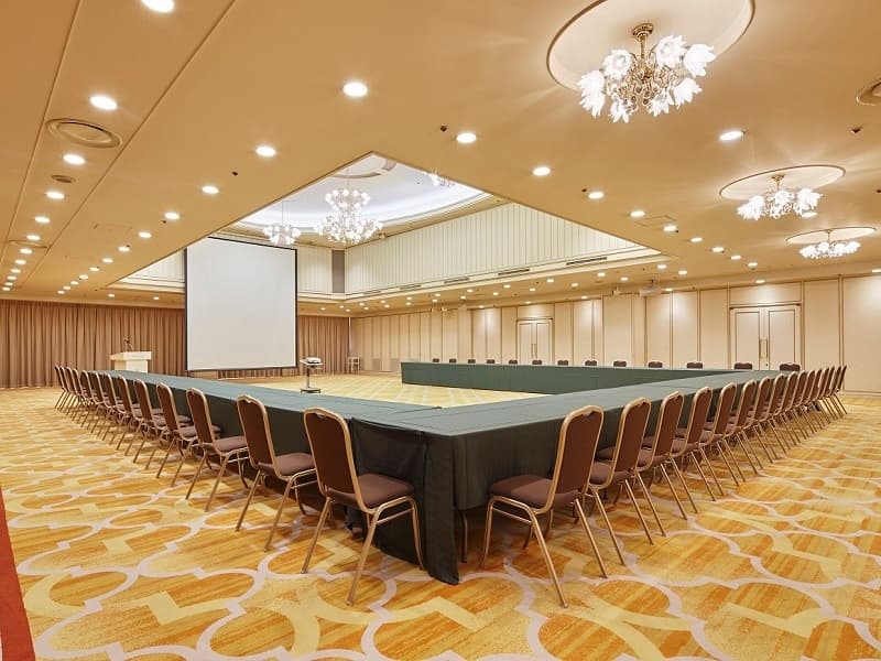 2F宴会場「サンフラワーホール」ロノ字スタイル