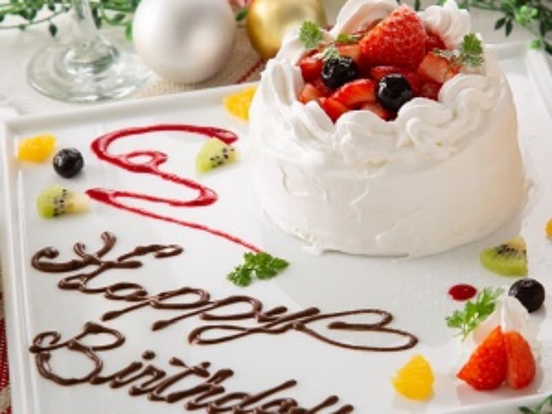 「ANNIVERSARY　メッセージ付ホールケーキ」

希望のサイズ・メッセージをお知らせください。
（12㎝・15㎝）