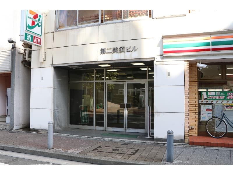 正面入口
