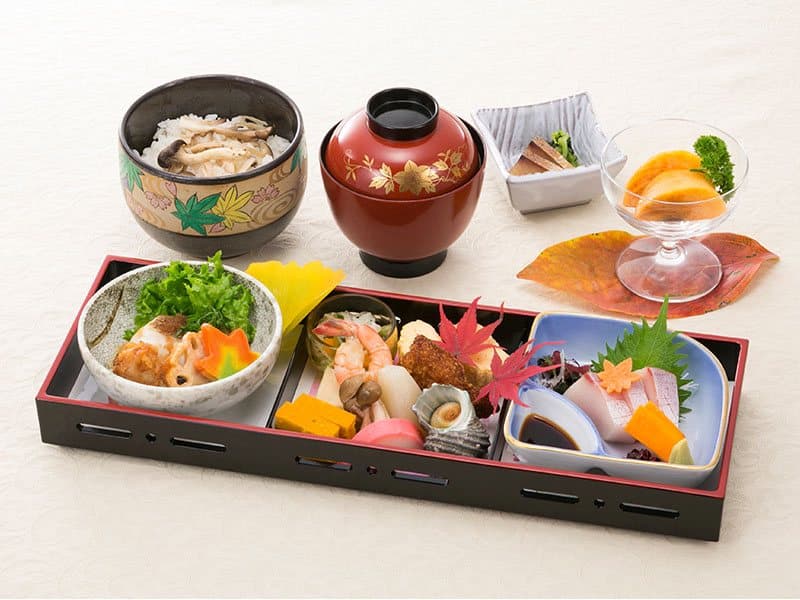 和食の会議弁当　会議中にもスマートに食事ができます。