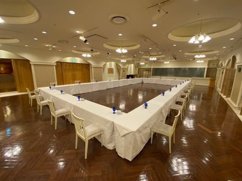 3F 中宴会場 「カメリア」